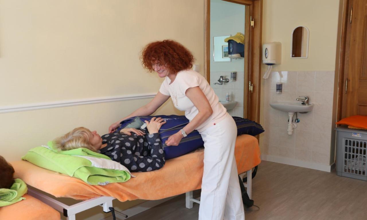 Spa Hotel Purkyne Karlovy Vary Esterno foto