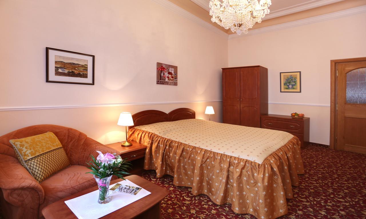 Spa Hotel Purkyne Karlovy Vary Esterno foto
