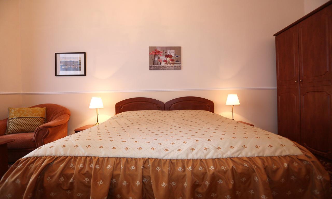 Spa Hotel Purkyne Karlovy Vary Esterno foto
